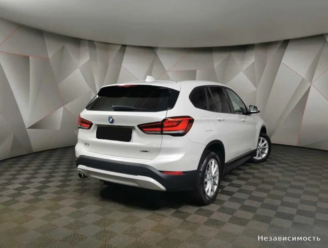 BMW X1 2020 с пробегом — фото 2