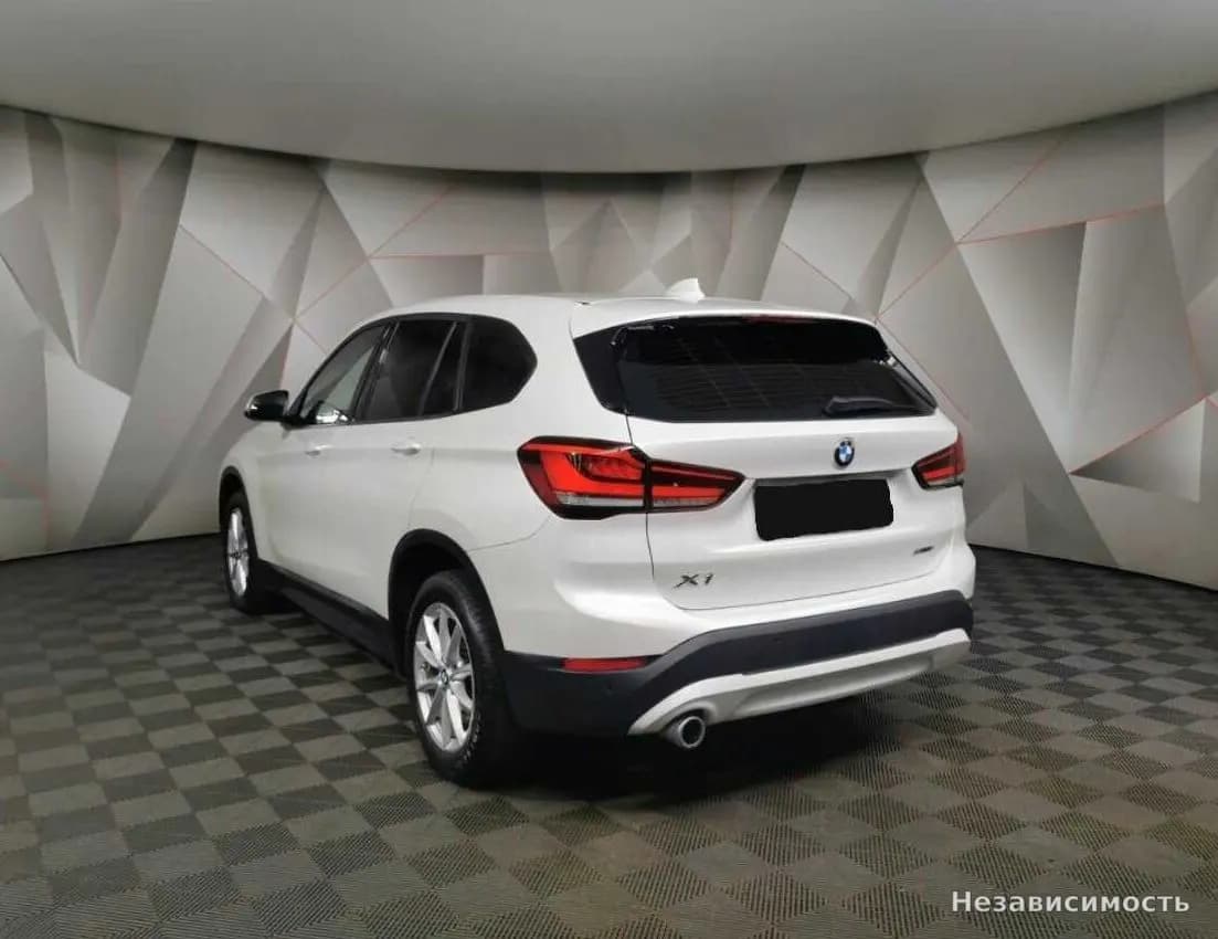 BMW X1 2020 с пробегом — фото 4