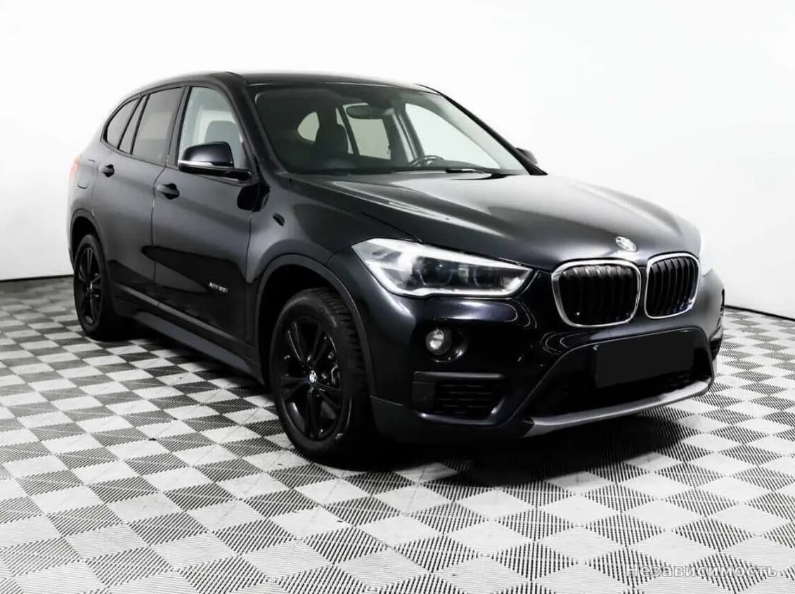 BMW X1 2017 с пробегом — фото 3