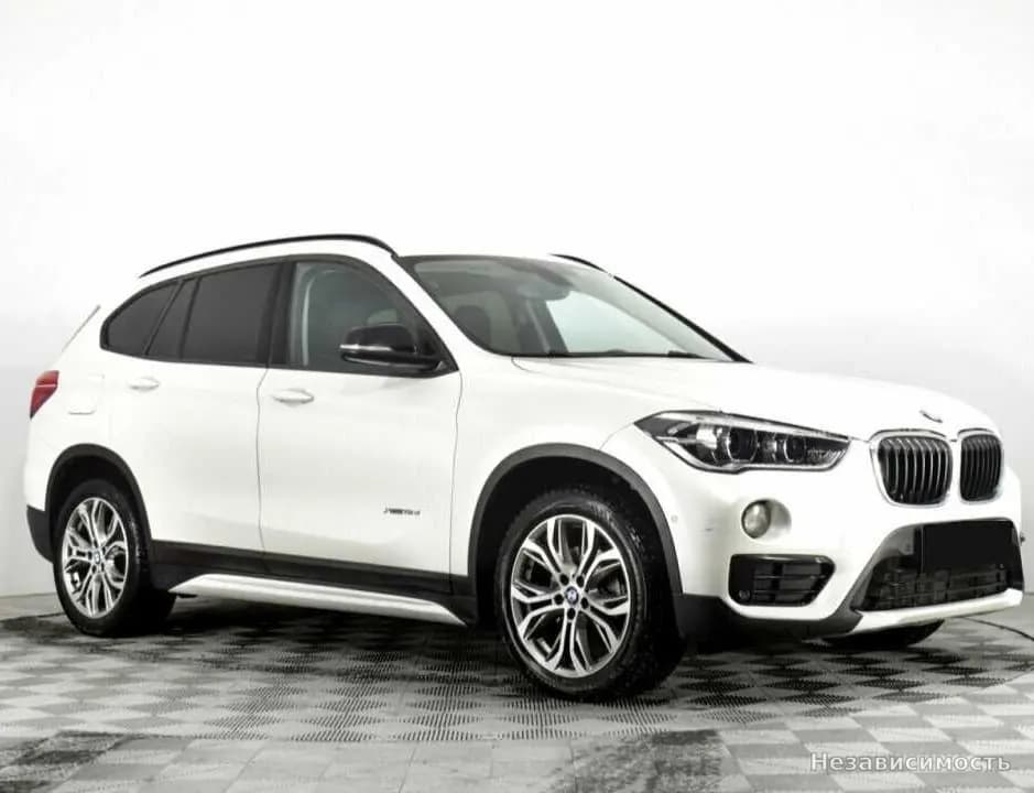 BMW X1 2017 с пробегом — фото 3