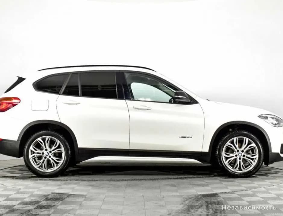 BMW X1 2017 с пробегом — фото 4