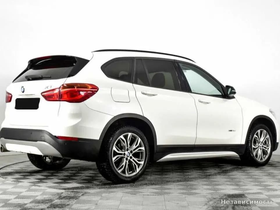BMW X1 2017 с пробегом — фото 5