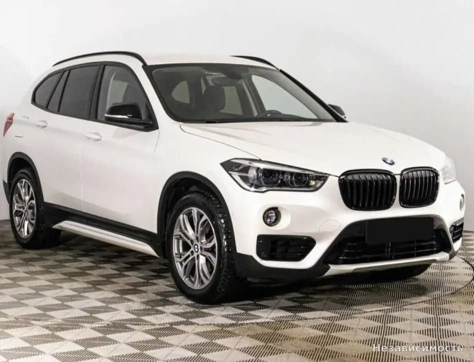 BMW X1 2018 с пробегом — фото 3
