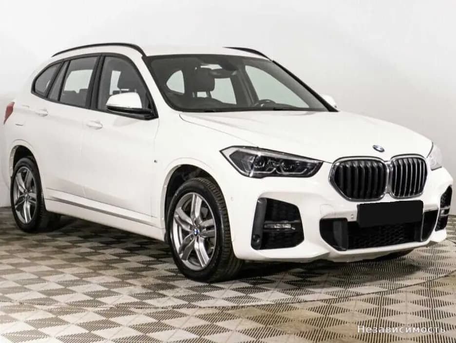 BMW X1 2021 с пробегом — фото 3