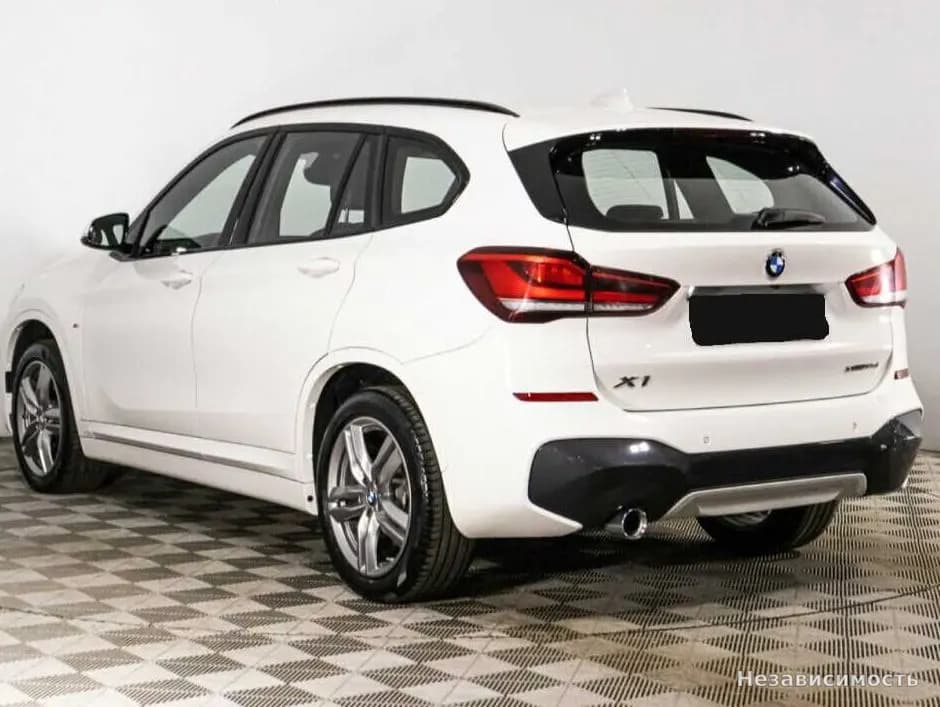 BMW X1 2021 с пробегом — фото 7