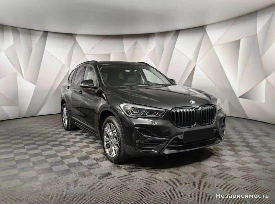 BMW X1 2020 с пробегом — фото 3