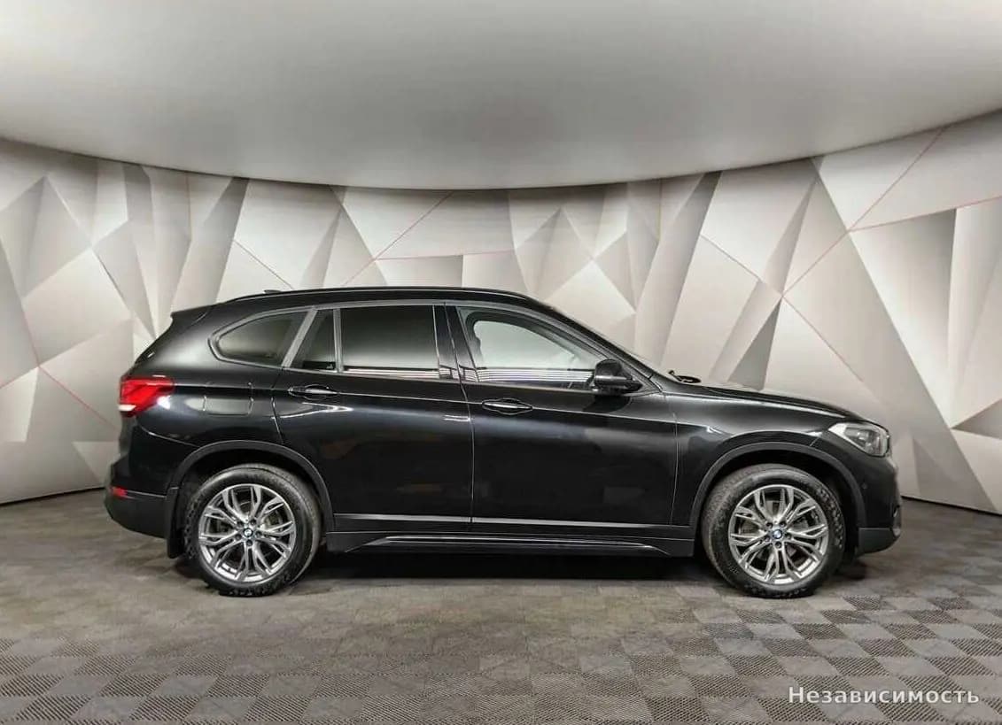 BMW X1 2020 с пробегом — фото 6
