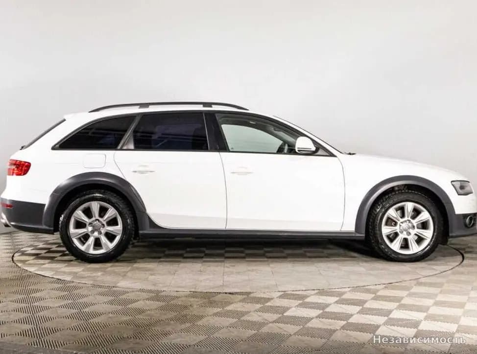 Audi A4 allroad 2013 с пробегом — фото 4