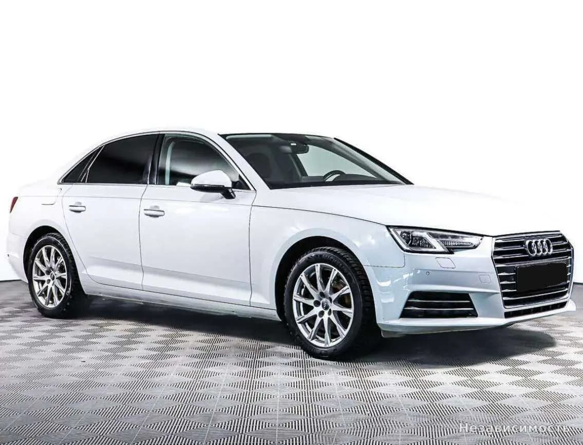 Audi A4 2015 с пробегом — фото 3