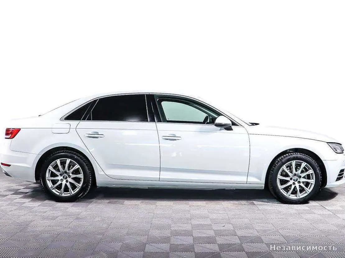 Audi A4 2015 с пробегом — фото 4