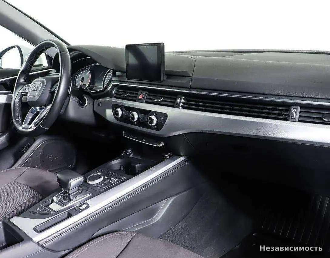 Audi A4 2015 с пробегом — фото 9