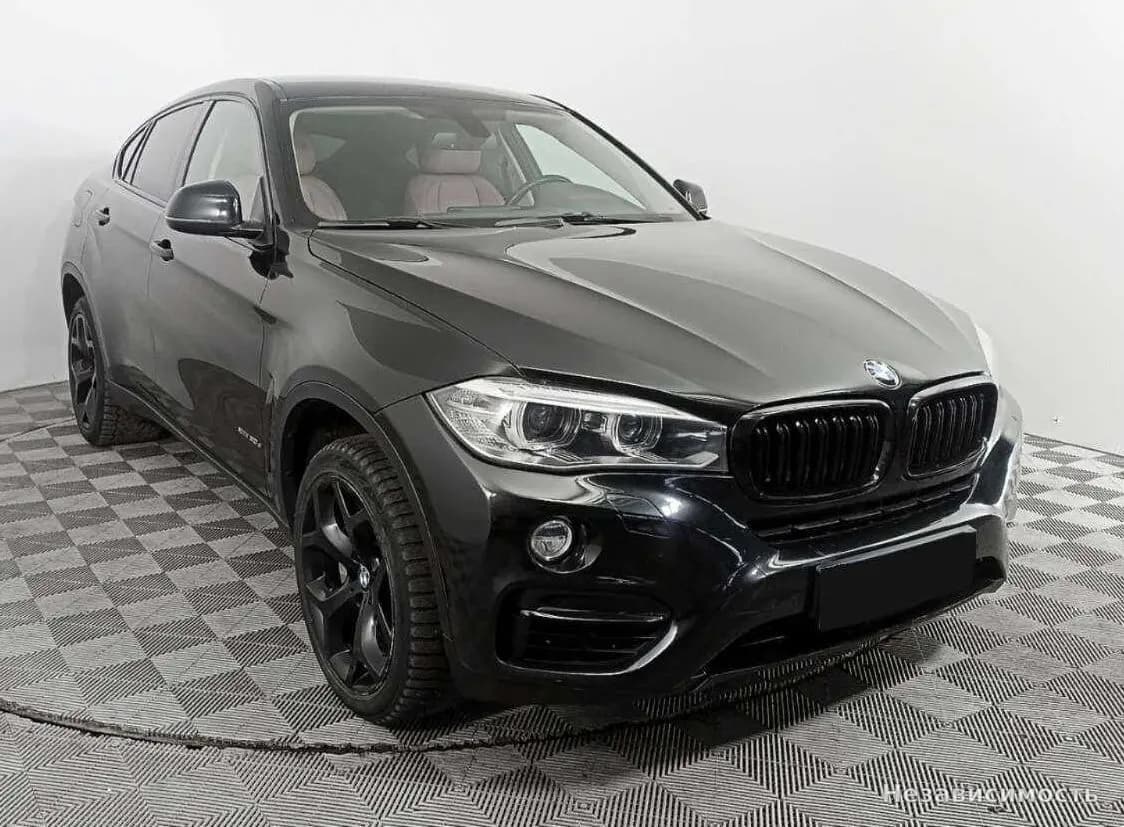 BMW X6 2015 с пробегом — фото 3