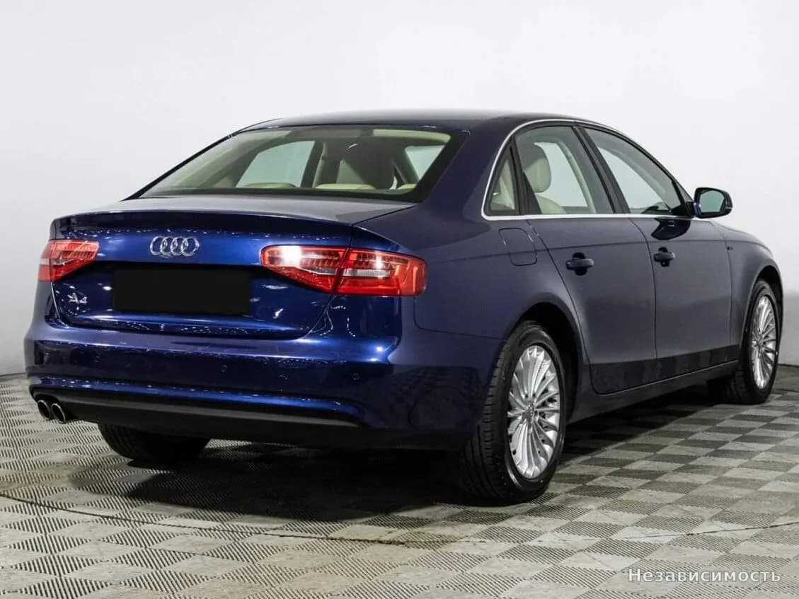 Audi A4 2015 с пробегом — фото 5
