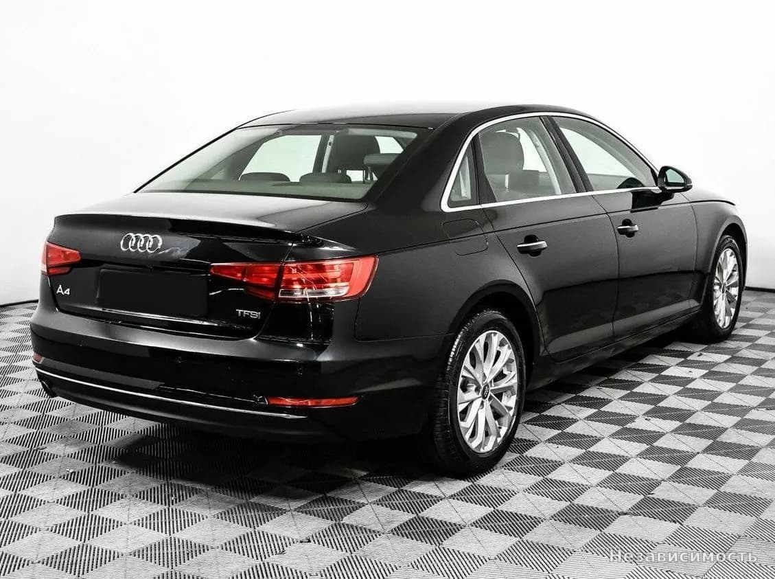 Audi A4 2015 с пробегом — фото 5