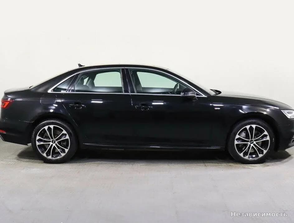 Audi A4 2017 с пробегом — фото 3