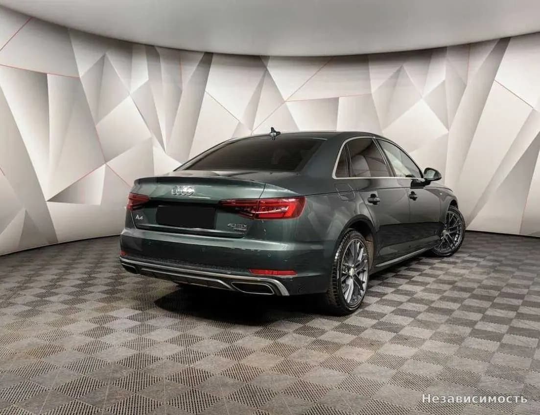 Audi A4 2018 с пробегом — фото 2