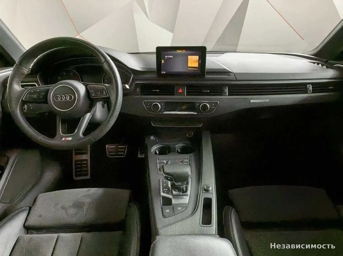 Audi A4 2018 с пробегом — фото 10