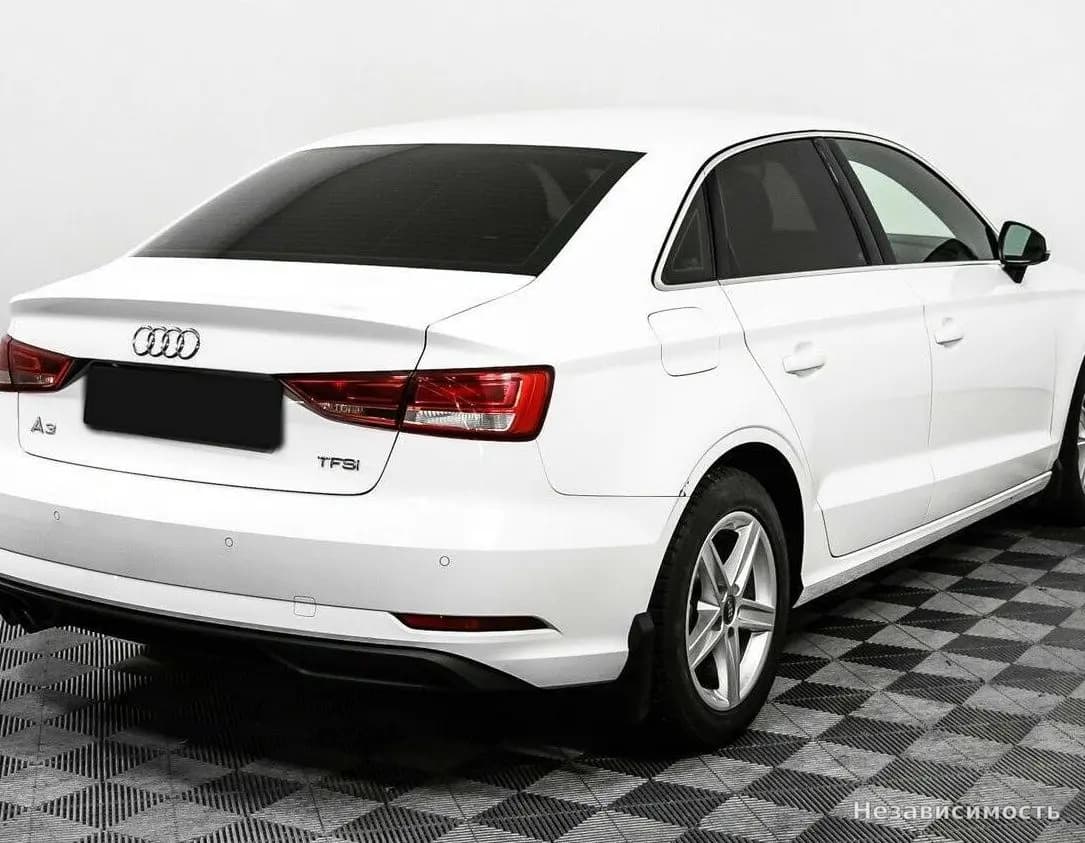 Audi A3 2016 с пробегом — фото 5