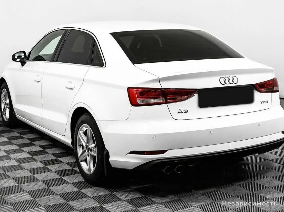 Audi A3 2016 с пробегом — фото 7