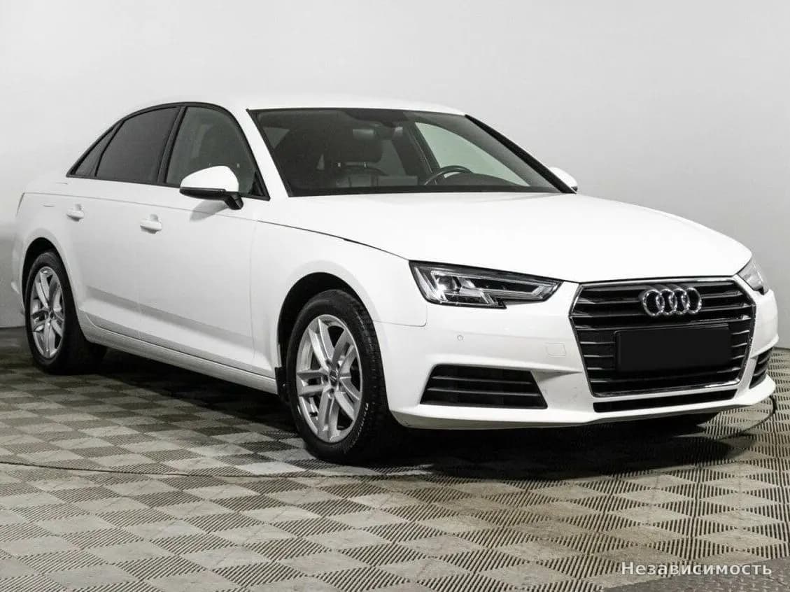 Audi A4 2019 с пробегом — фото 3