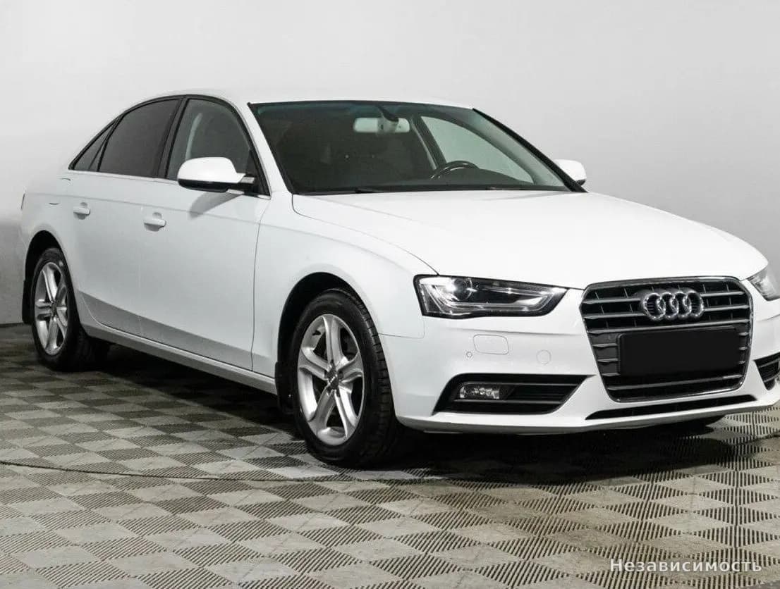 Audi A4 2014 с пробегом — фото 3