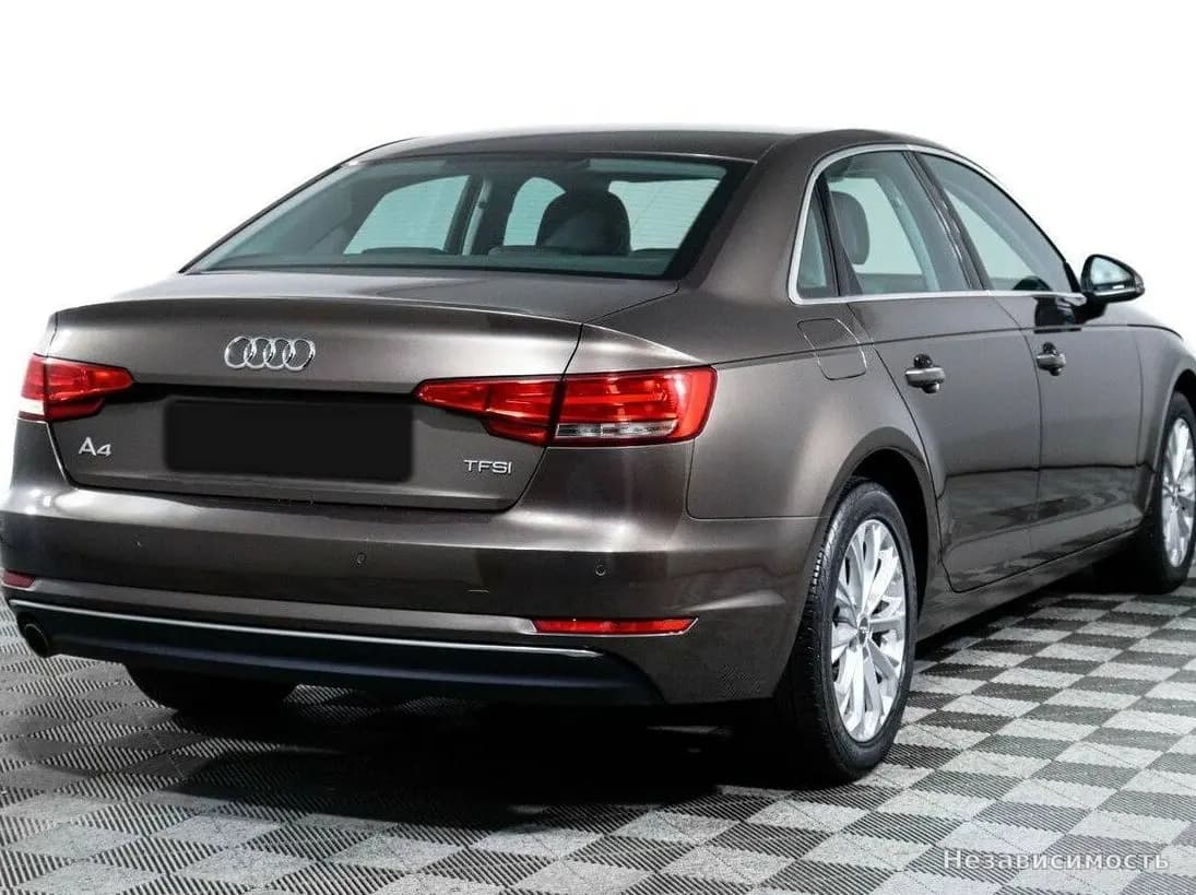Audi A4 2015 с пробегом — фото 5