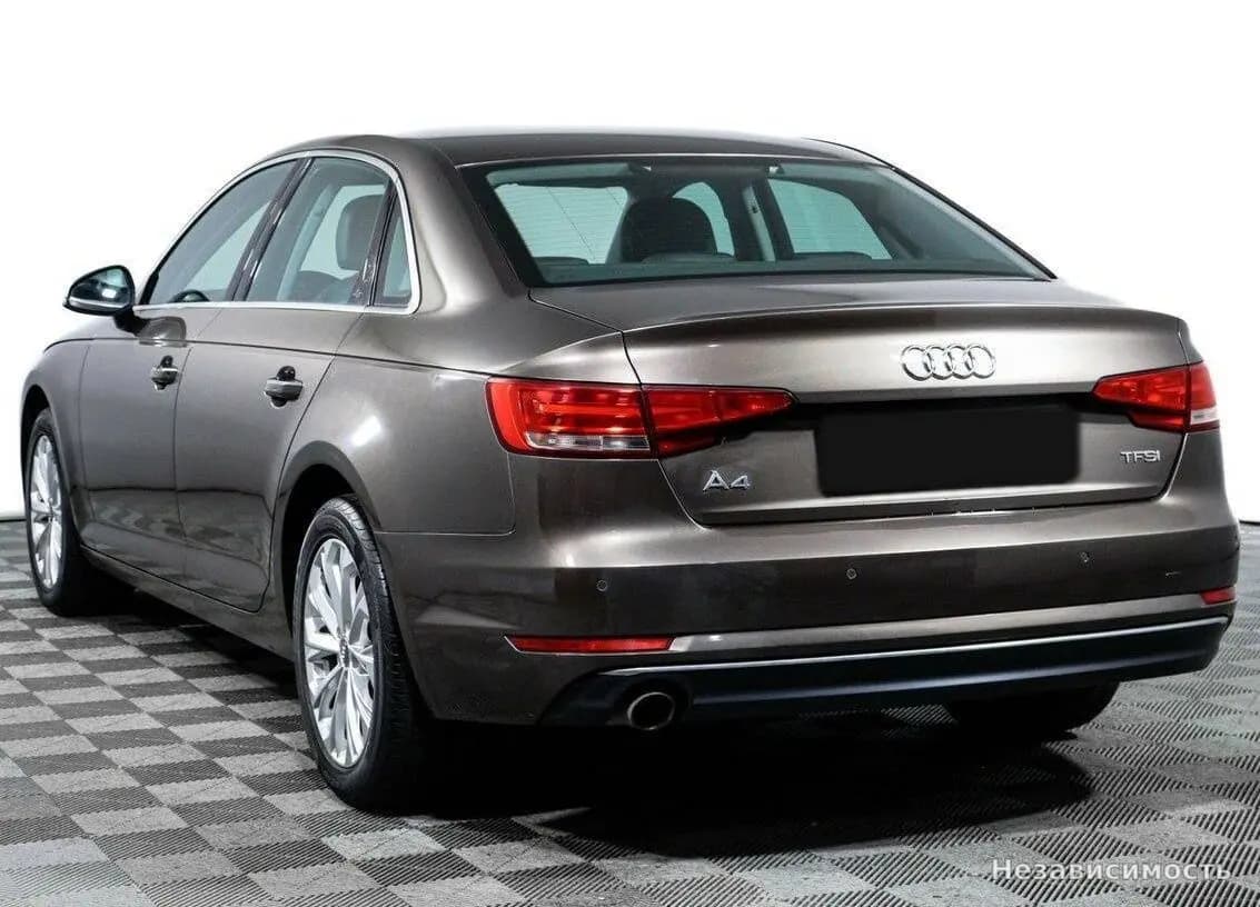 Audi A4 2015 с пробегом — фото 7