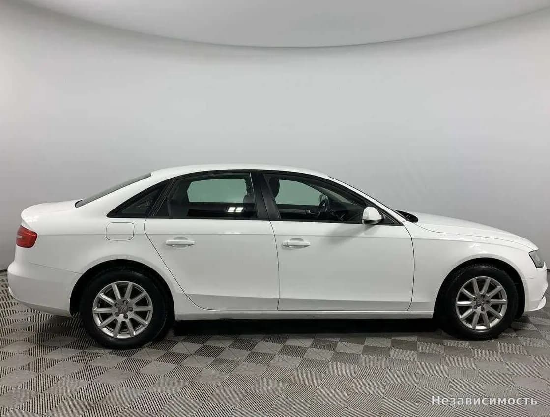 Audi A4 2013 с пробегом — фото 3