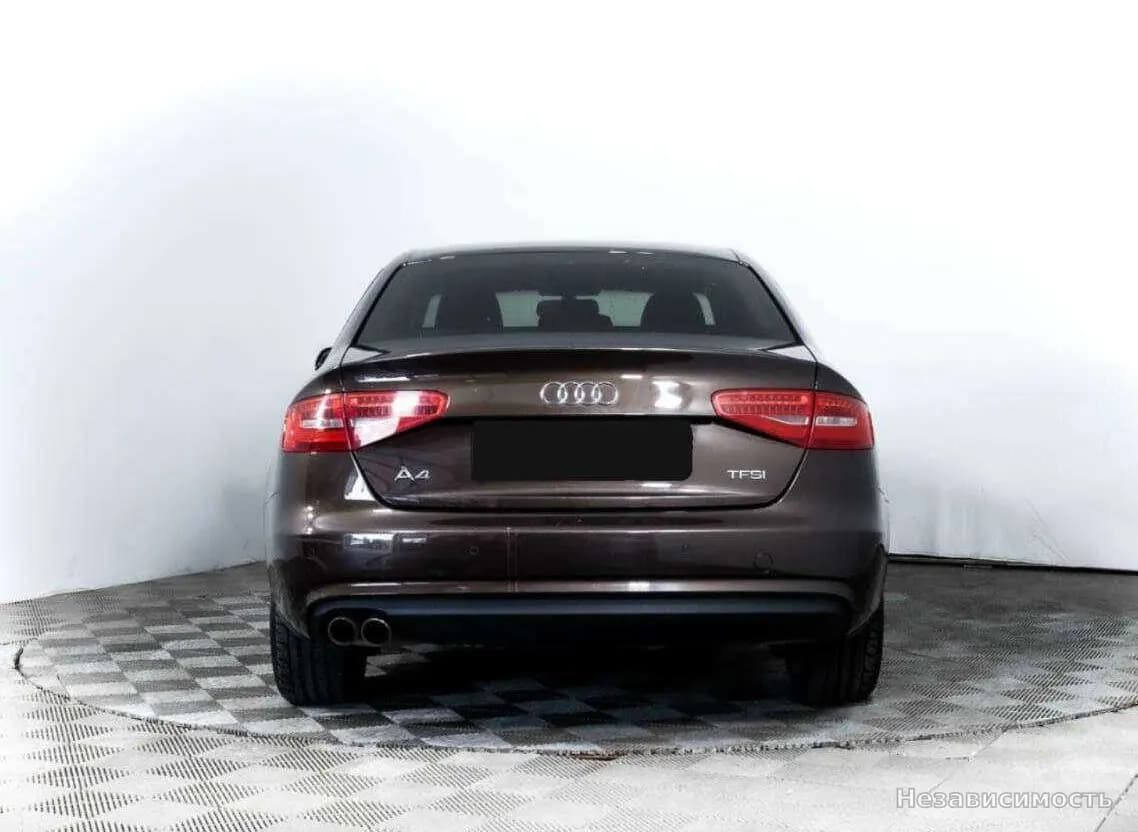 Audi A4 2015 с пробегом — фото 4