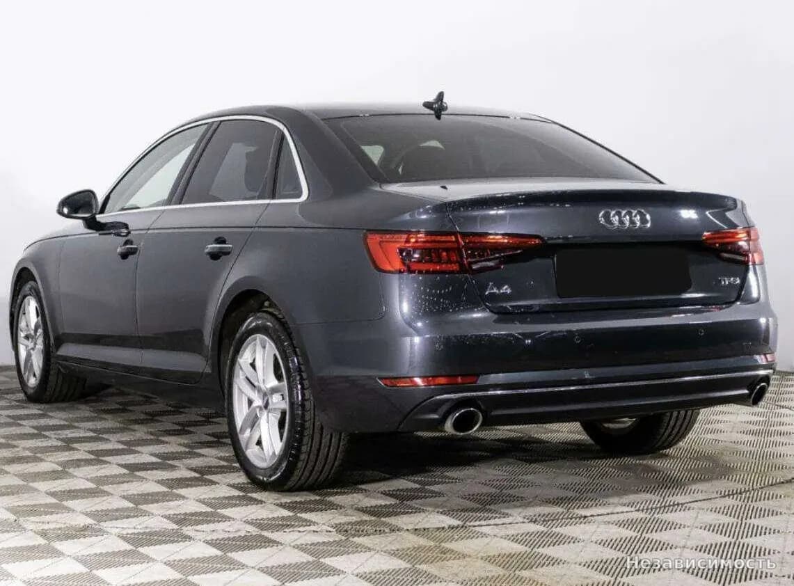 Audi A4 2015 с пробегом — фото 5