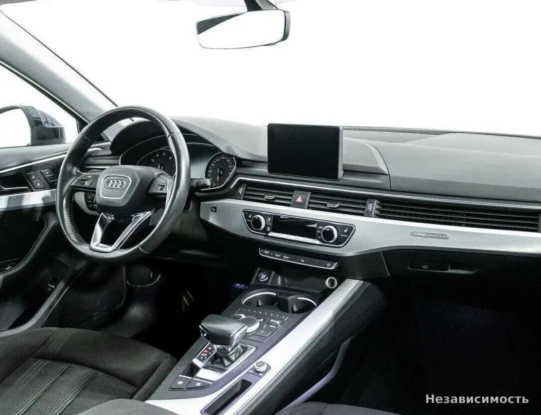 Audi A4 2017 с пробегом — фото 9