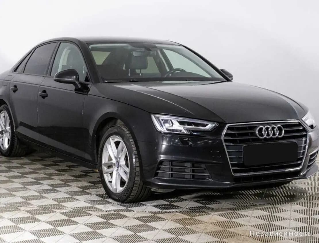 Audi A4 2017 с пробегом — фото 3