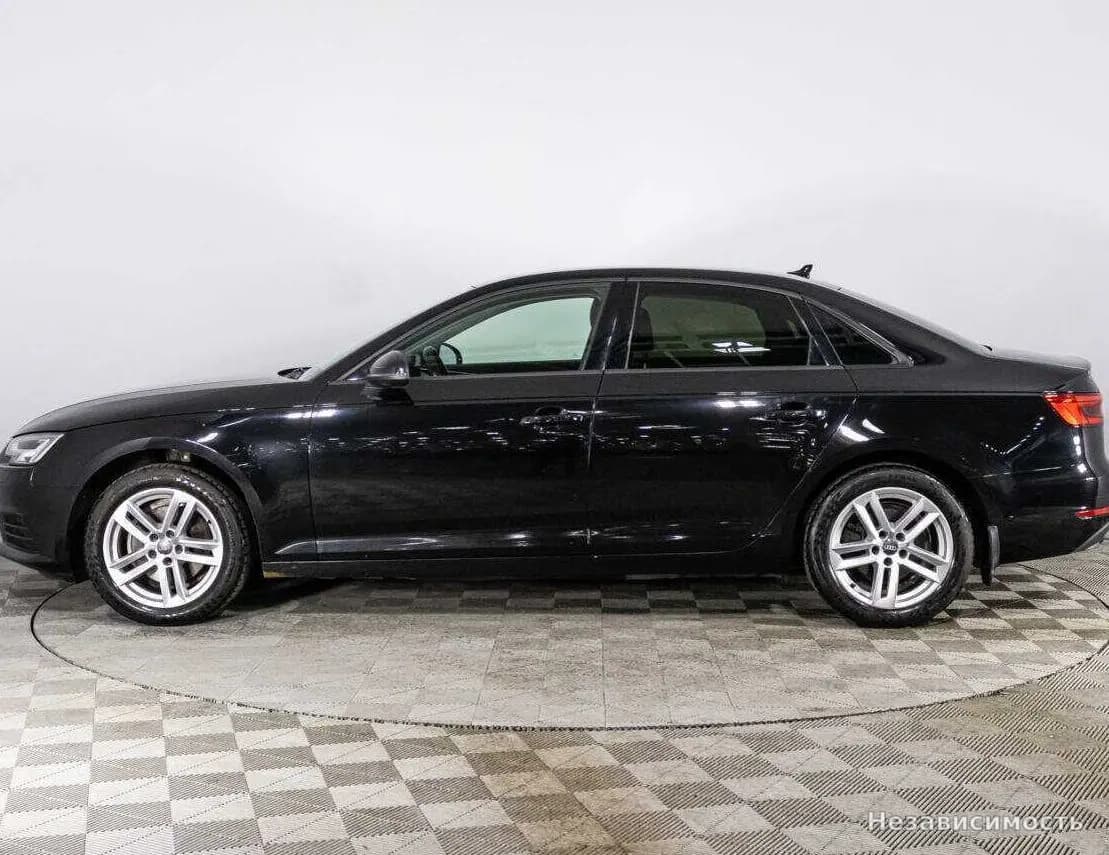 Audi A4 2017 с пробегом — фото 8