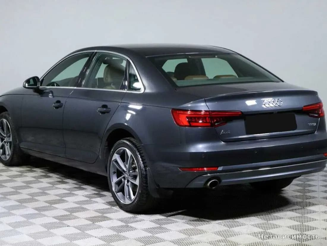 Audi A4 2016 с пробегом — фото 7