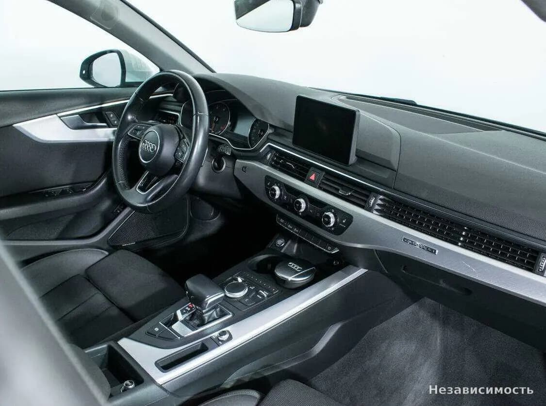 Audi A4 2018 с пробегом — фото 9