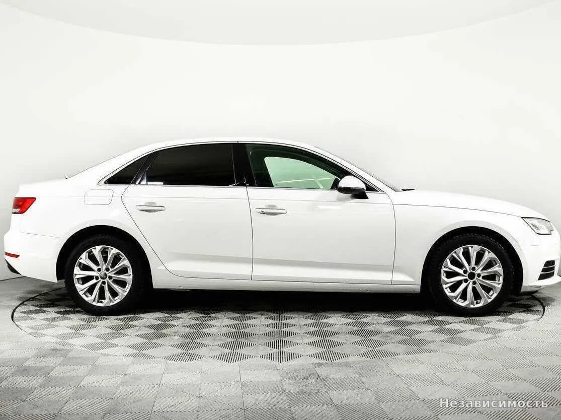 Audi A4 2016 с пробегом — фото 4