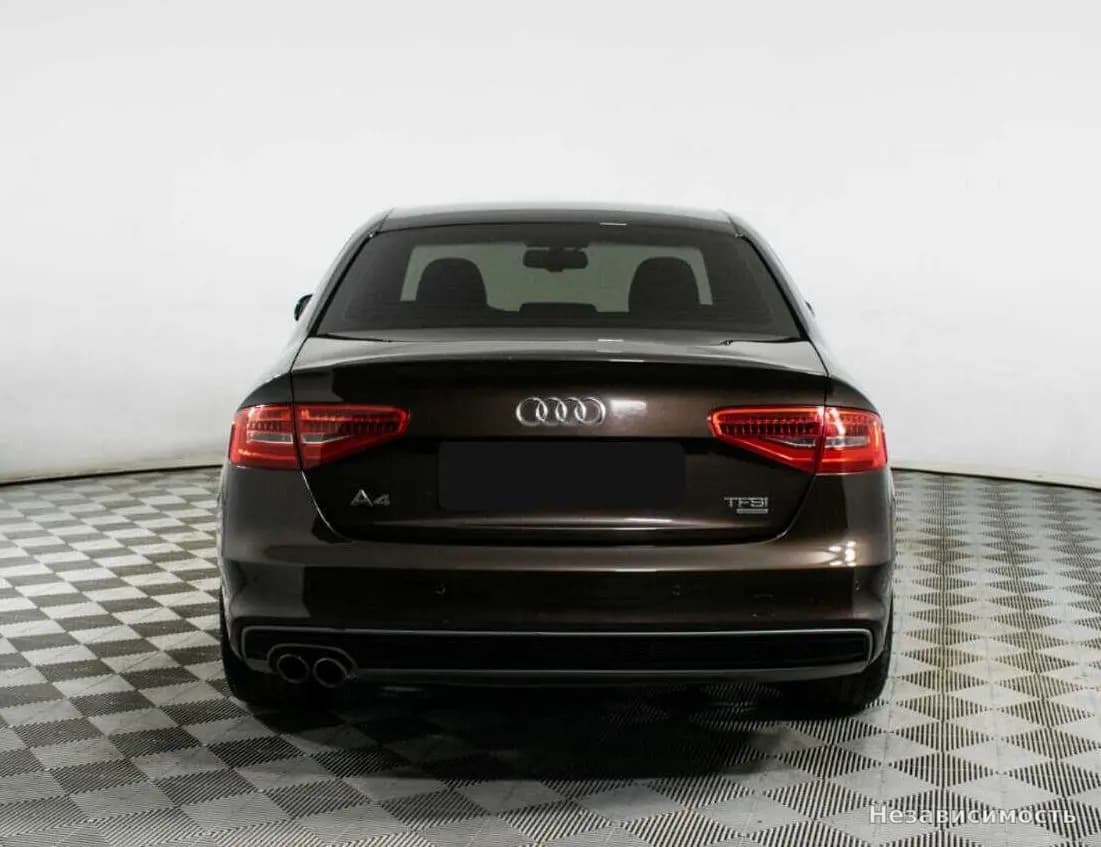 Audi A4 2014 с пробегом — фото 5
