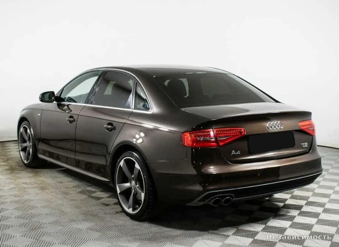 Audi A4 2014 с пробегом — фото 6