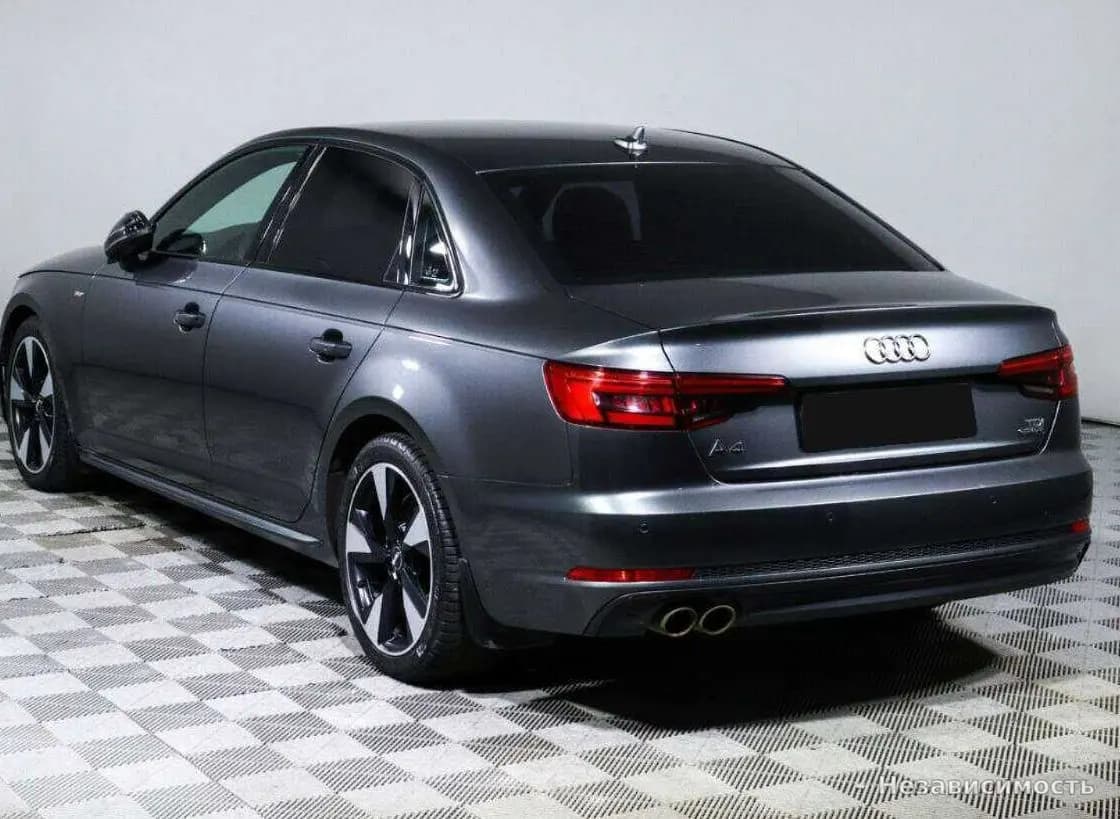 Audi A4 2017 с пробегом — фото 5