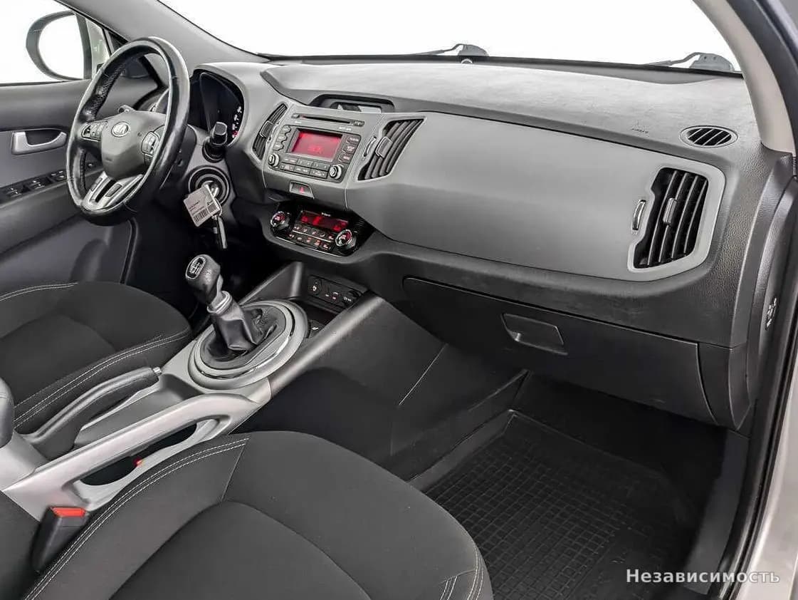 KIA Sportage 2015 с пробегом — фото 9