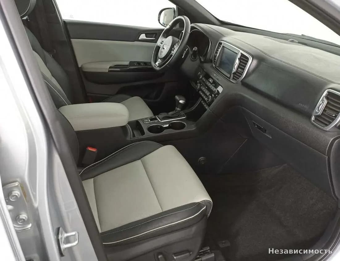 KIA Sportage 2016 с пробегом — фото 9