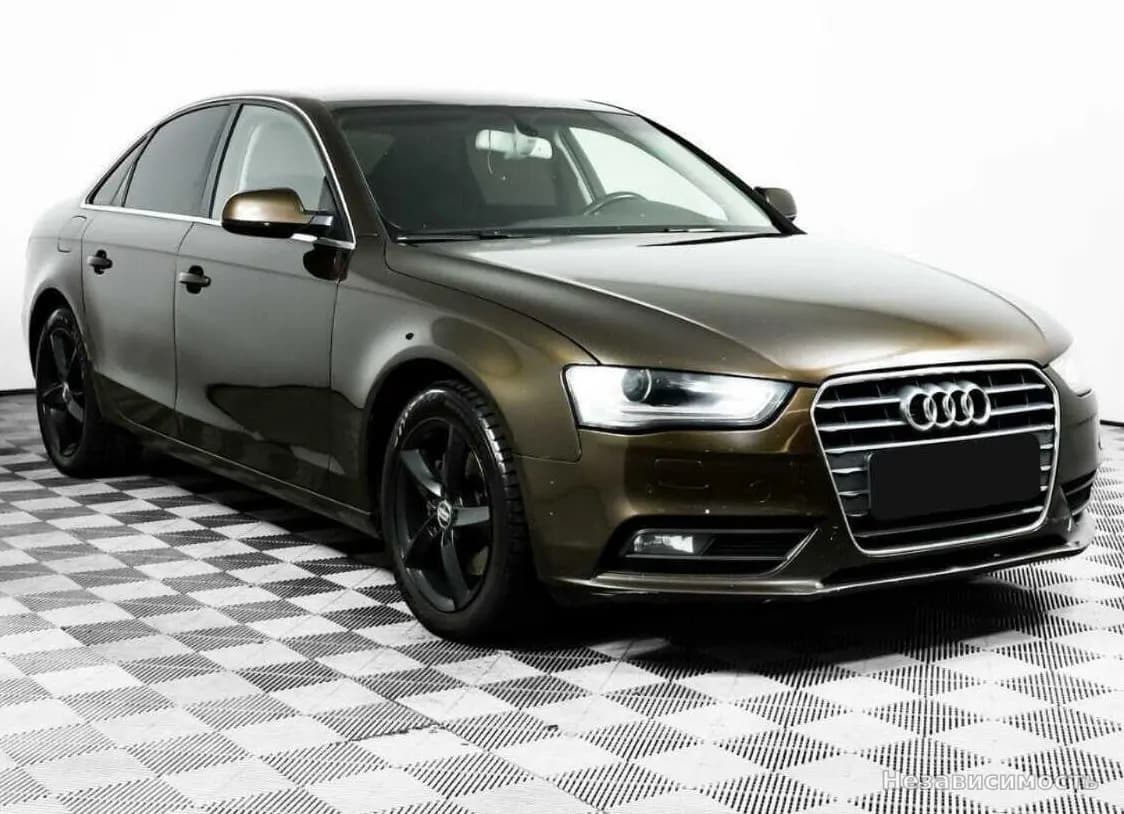 Audi A4 2013 с пробегом — фото 3