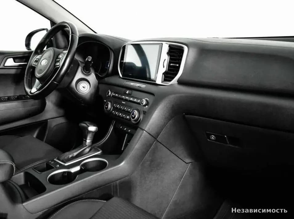 KIA Sportage 2016 с пробегом — фото 9