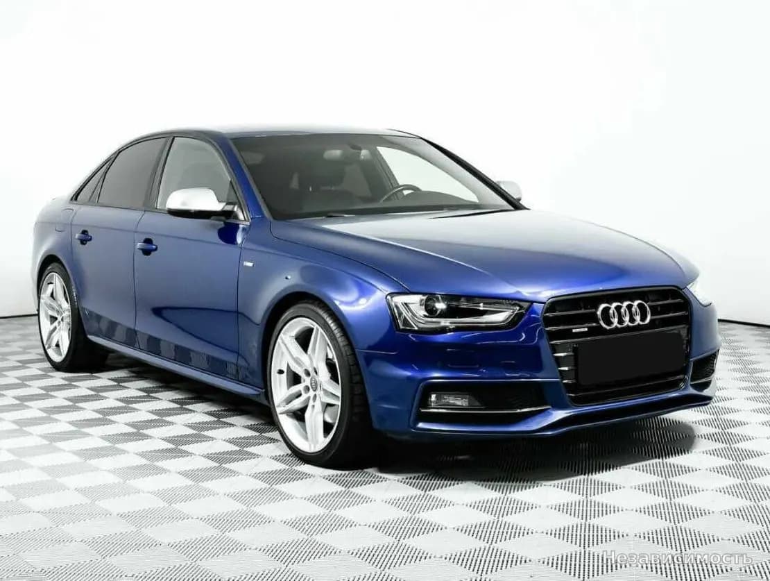 Audi A4 2014 с пробегом — фото 3