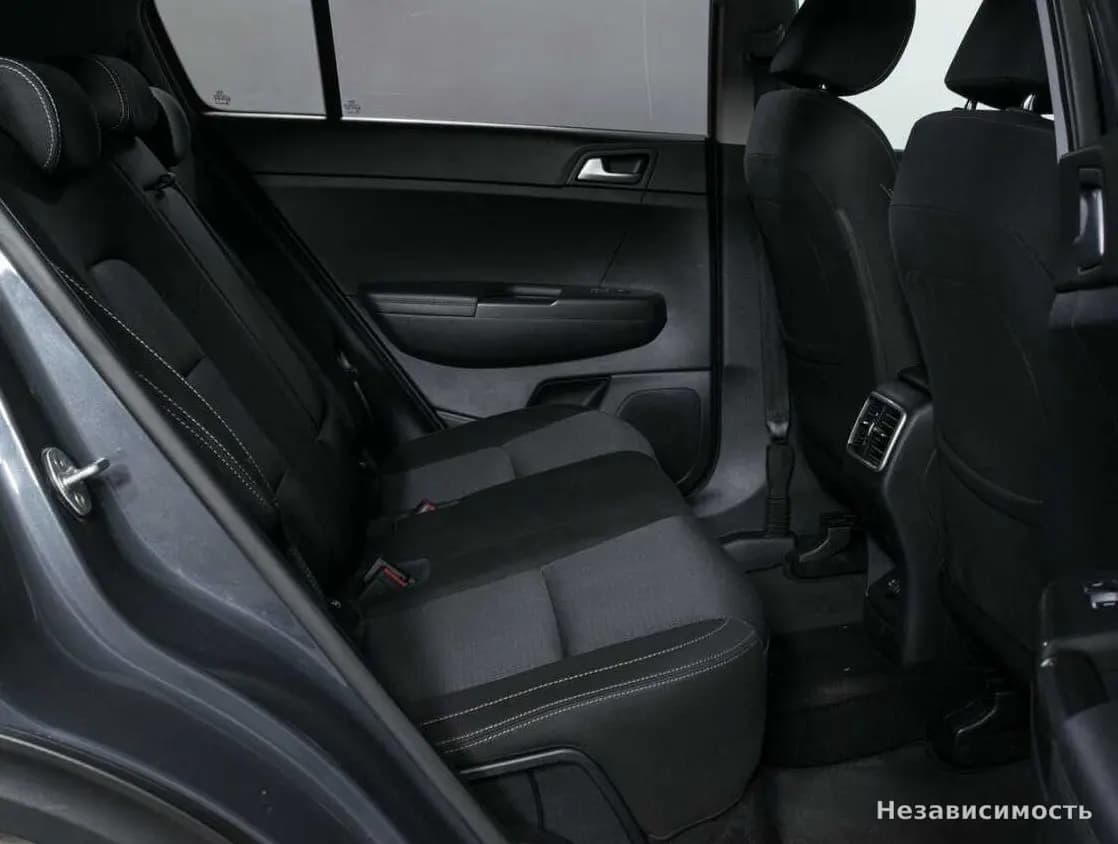 KIA Sportage 2018 с пробегом — фото 9