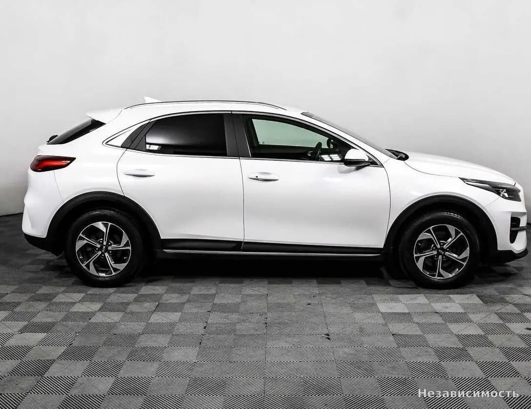 KIA XCeed 2020 с пробегом — фото 4