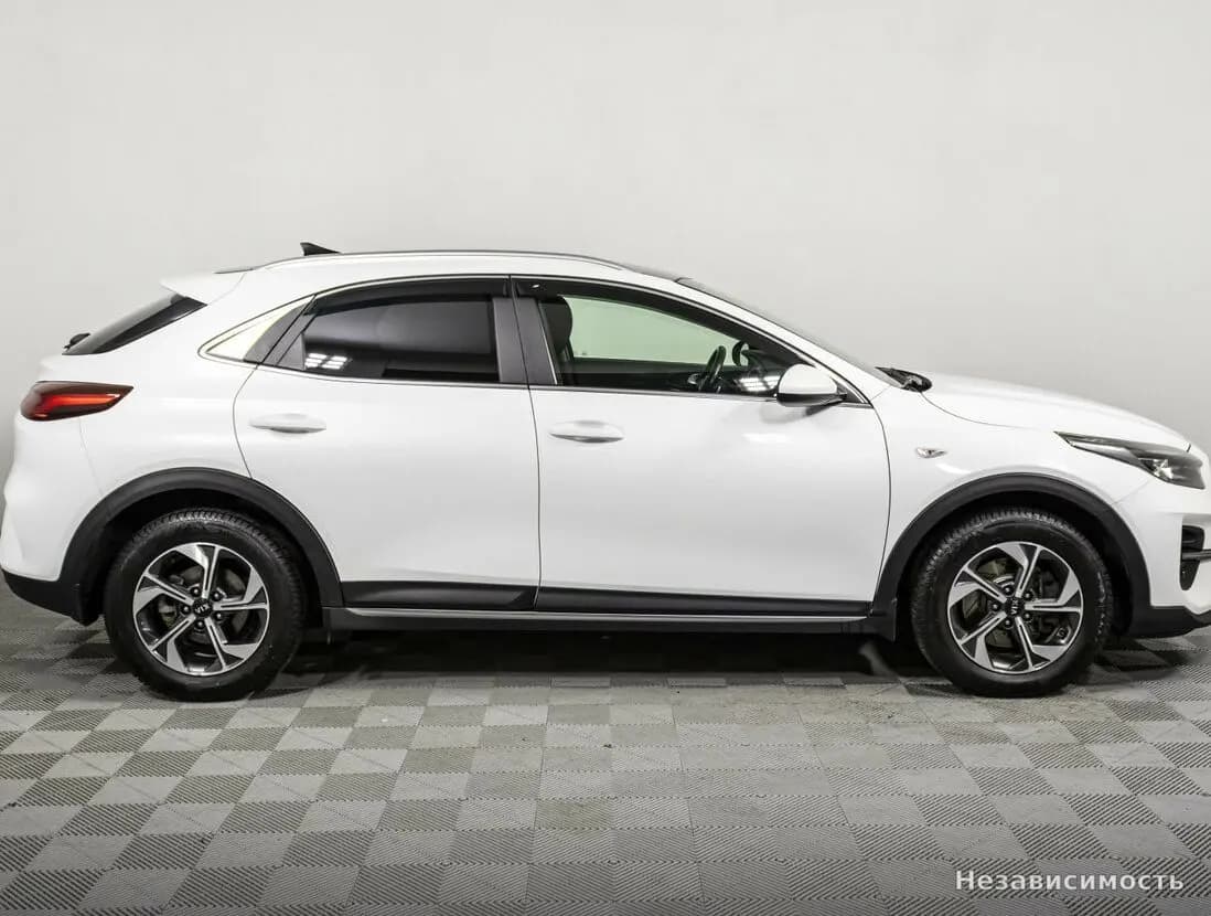KIA XCeed 2021 с пробегом — фото 4
