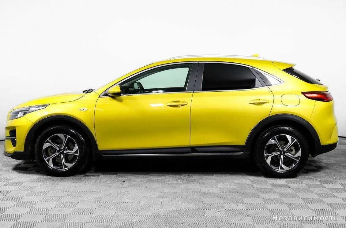 KIA XCeed 2021 с пробегом — фото 8
