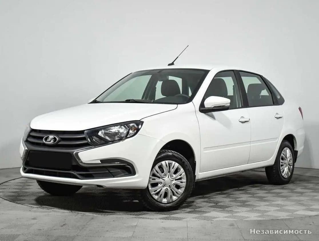 Lada Granta, 2024 с пробегом