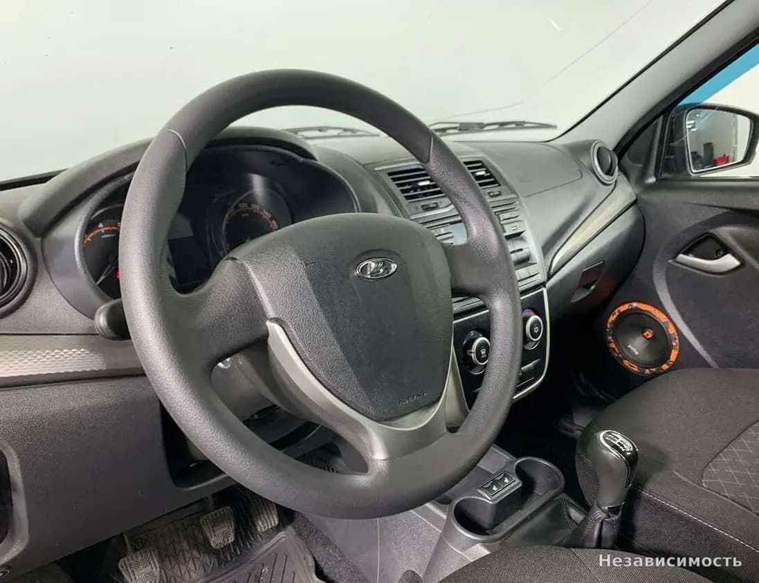Lada Granta 2018 с пробегом — фото 9